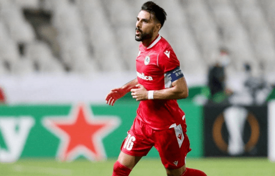 一个年轻球 一个年轻球